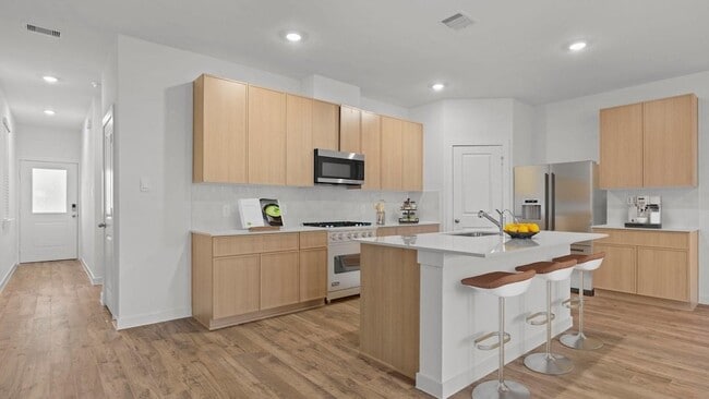 Building Photo - 28218 Meadowlark Sky Dr