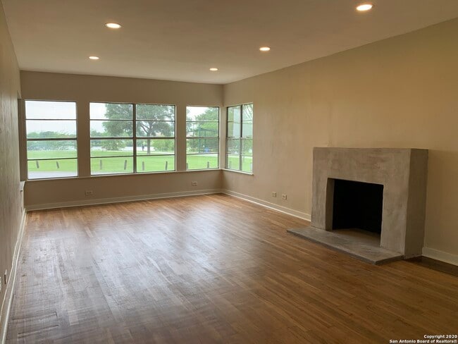 Building Photo - 155 N Josephine Tobin Dr
