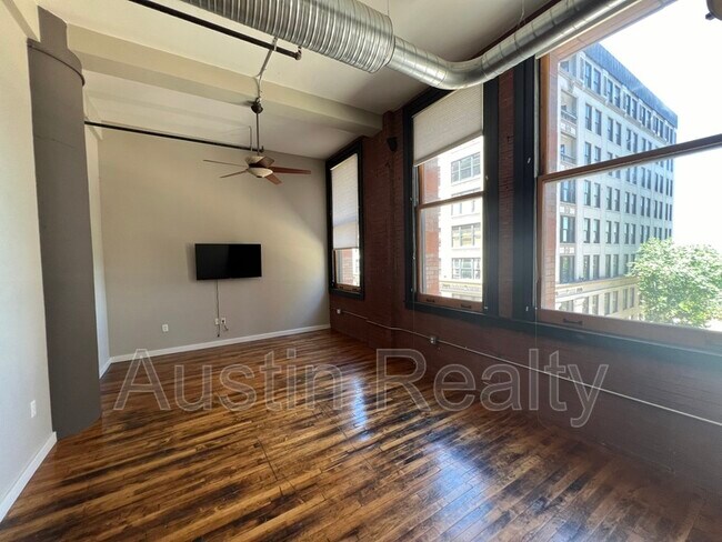 Building Photo - 1520 Washington Ave