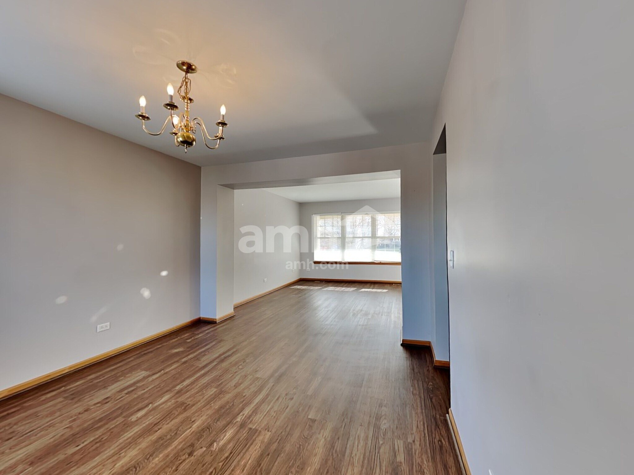 Building Photo - 13184 W Yorkshire Ln