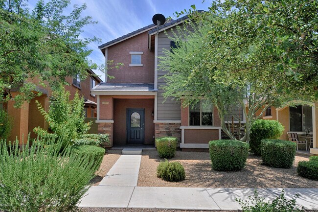 Building Photo - 4351 E Selena Dr