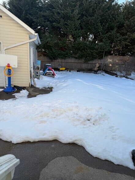 Building Photo - 284 Semton Blvd