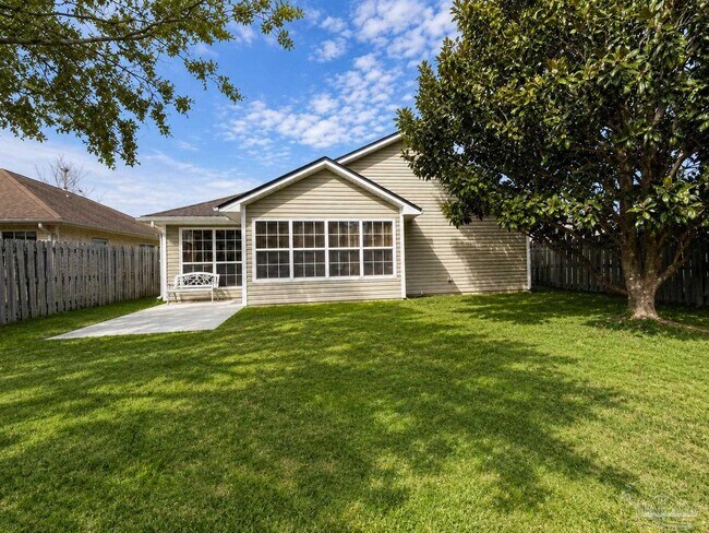 Building Photo - 315 Mirabelle Dr