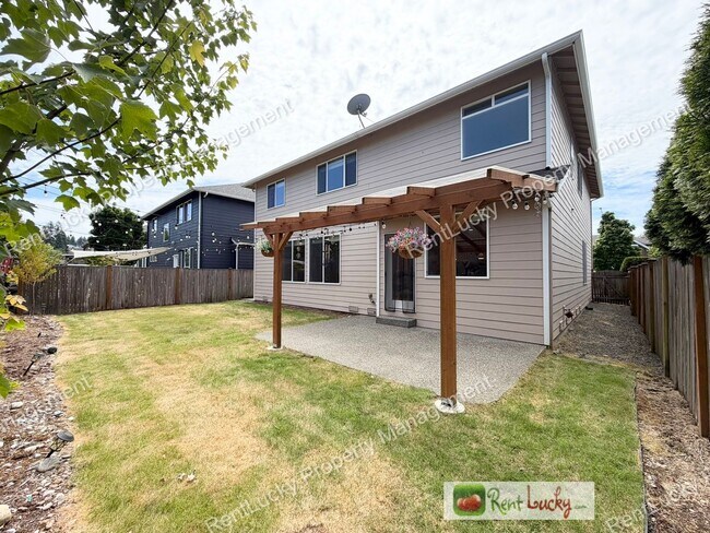 Building Photo - Amazing 5 Bedroom Home in Bothell with Gorgeous Finishes and Large Family Room!