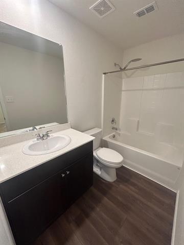 Building Photo - 758 Mulberry Dr