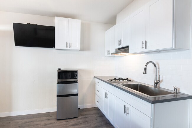 Primary Photo - 2023 W 3rd St