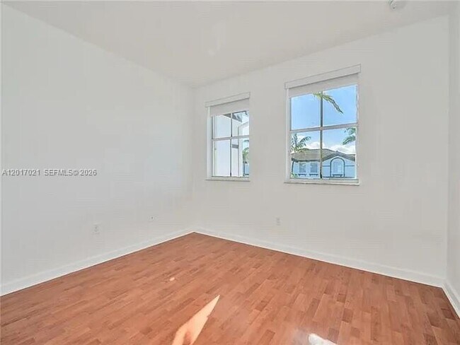 Building Photo - 7772 NW 114th Pl