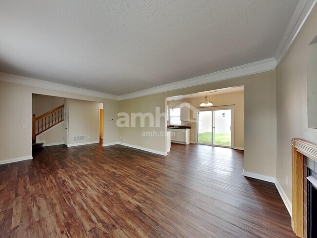 Building Photo - 7233 Hillmont Dr