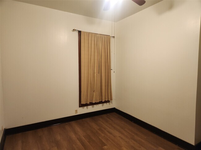 Building Photo - 17 Frederick St