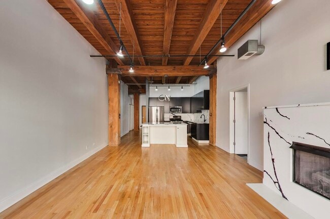 Building Photo - 1133 S Wabash Ave