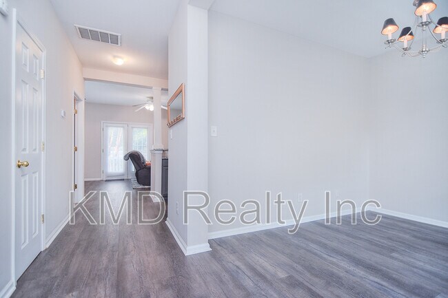 Building Photo - 11315 Dundarrach Ln