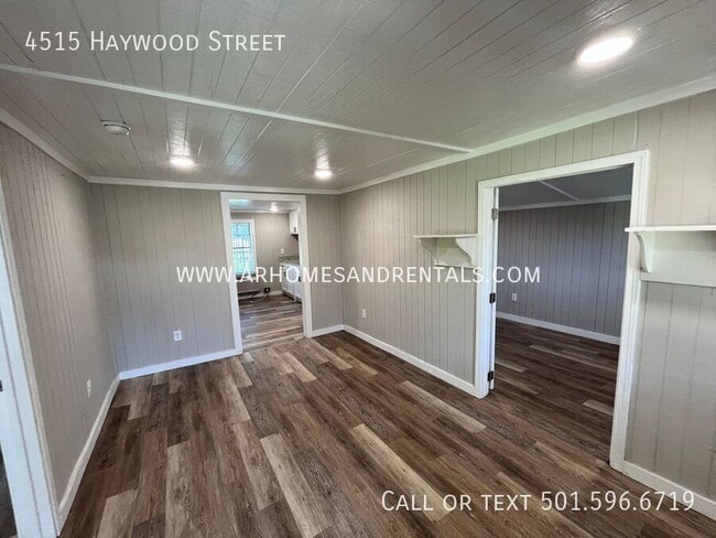 Building Photo - 4515 Haywood St