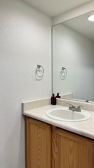 Building Photo - 2085 E 103rd Ave