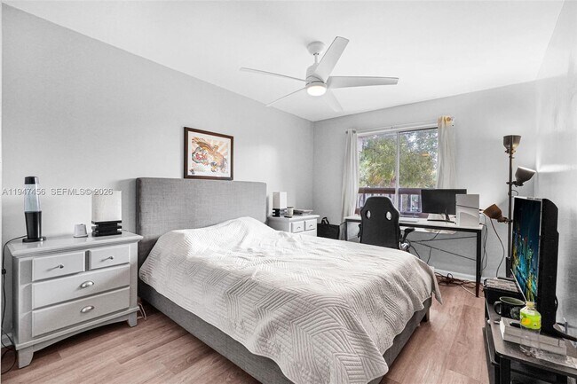 Building Photo - 2149 Discovery Cir W