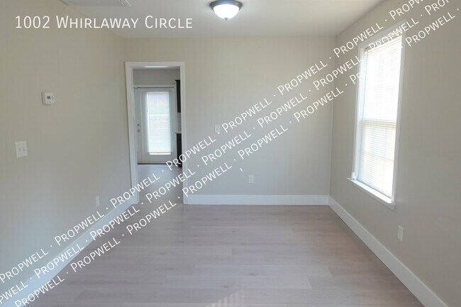 Building Photo - 1002 Whirlaway Cir