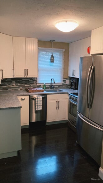 Building Photo - 195 Stony Hill Rd