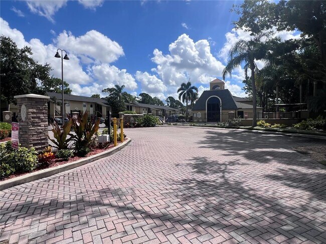 Building Photo - 10177 Sailwinds Blvd S