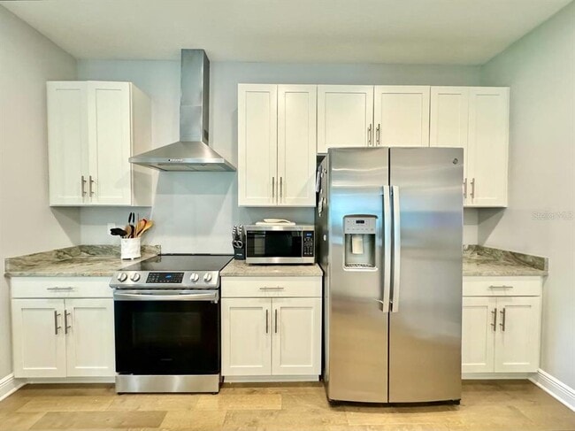 Building Photo - 816 W Adalee St