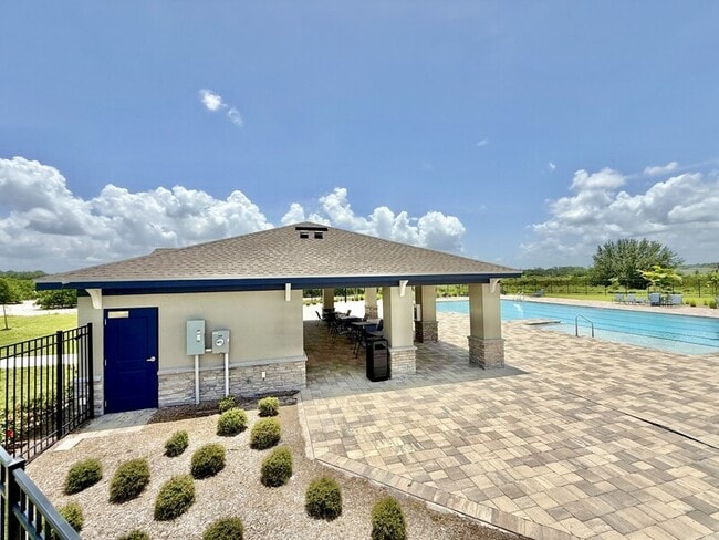Building Photo - 1240 Tyler Lp