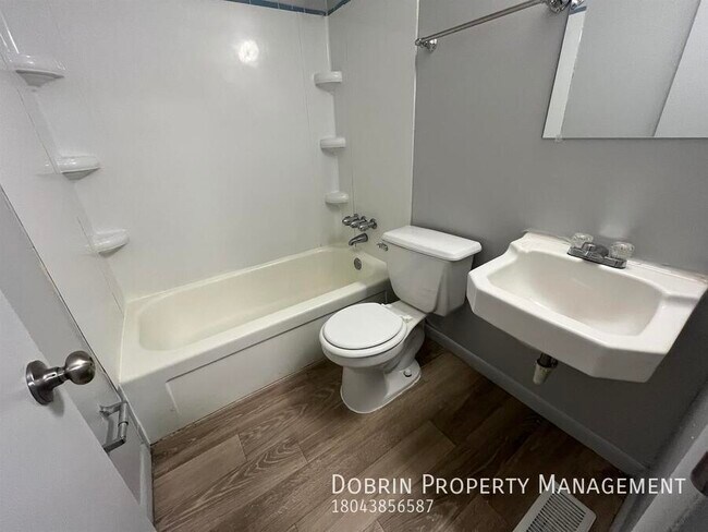 Building Photo - 1709 Colorado Ave