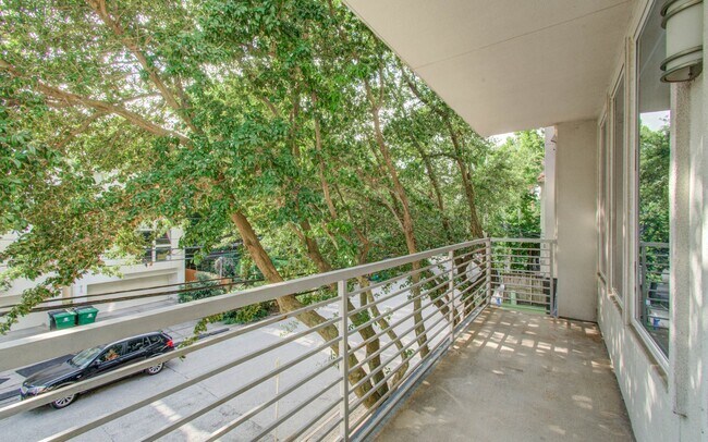 Building Photo - 505 Jackson Hill St