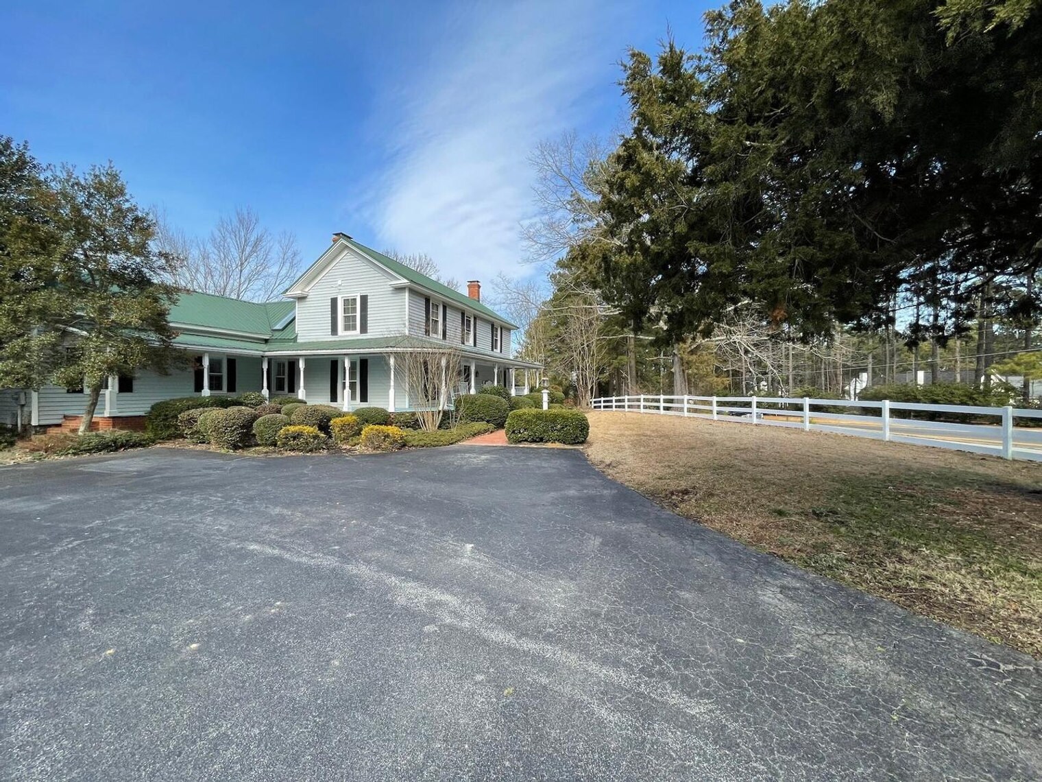 Building Photo - 1920 Kelly Rd