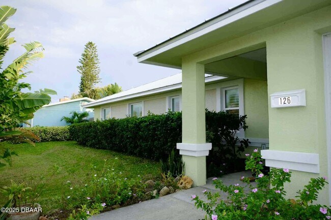 Building Photo - 126 Ormwood Dr