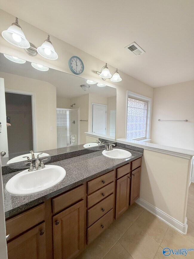 Building Photo - 235 Crab Orchard Dr