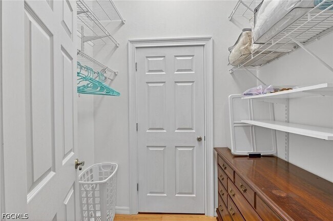 Building Photo - 11801 Pine Timber Ln