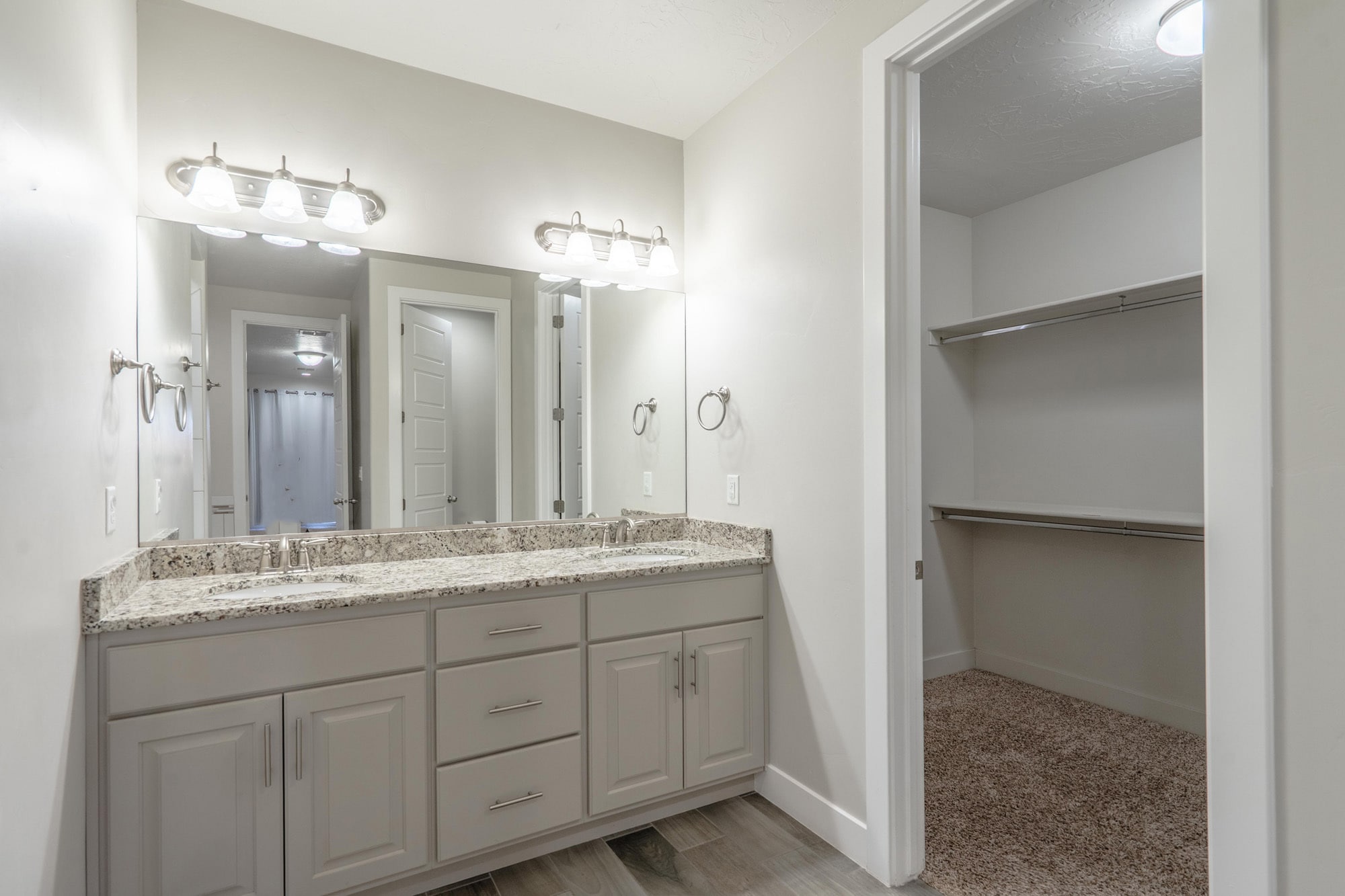 Building Photo - 4254 E Razor Ridge Dr