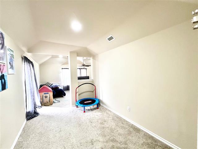 Building Photo - 3648 Blue Spruce Dr