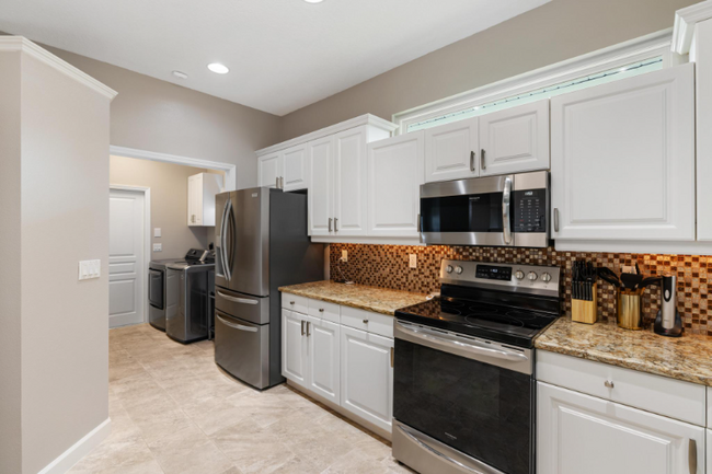 Building Photo - 4360 Iola Dr