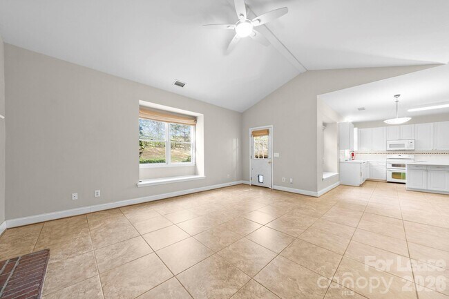 Building Photo - 214 Southern Cross Ln