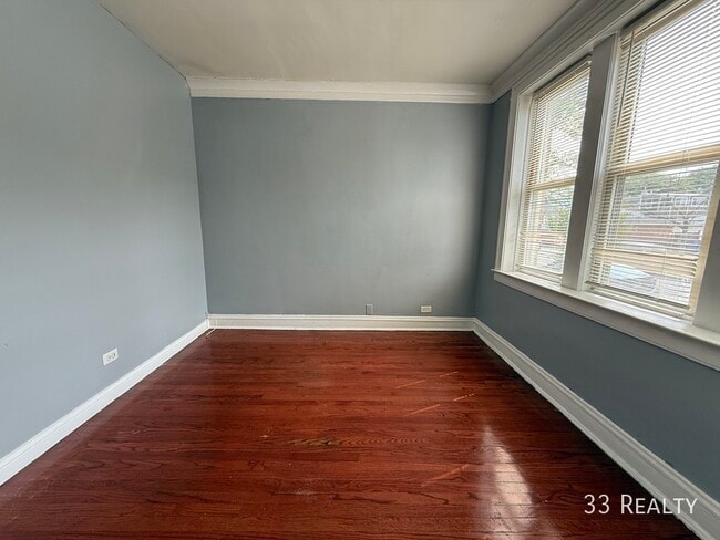 Building Photo - 2751 N Lavergne Ave