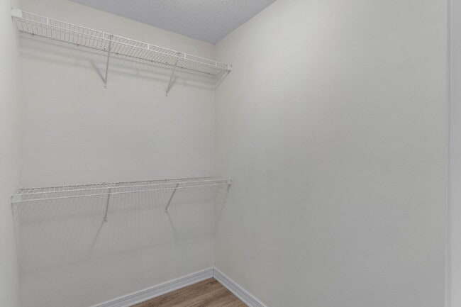 Building Photo - 147 Cabana Way