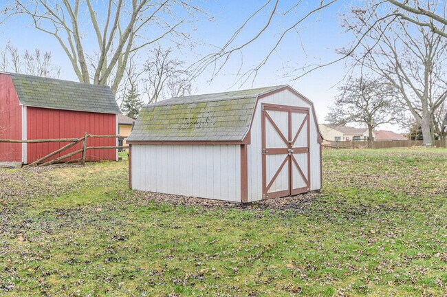 Building Photo - 1265 Westwood Dr