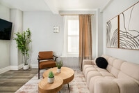 Building Photo - 234 W 73rd St