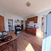 Building Photo - 306 Prospect St