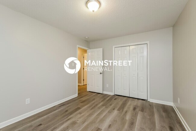 Building Photo - 3 Bedroom Pet-Friendly Home in HIGH POINT,...