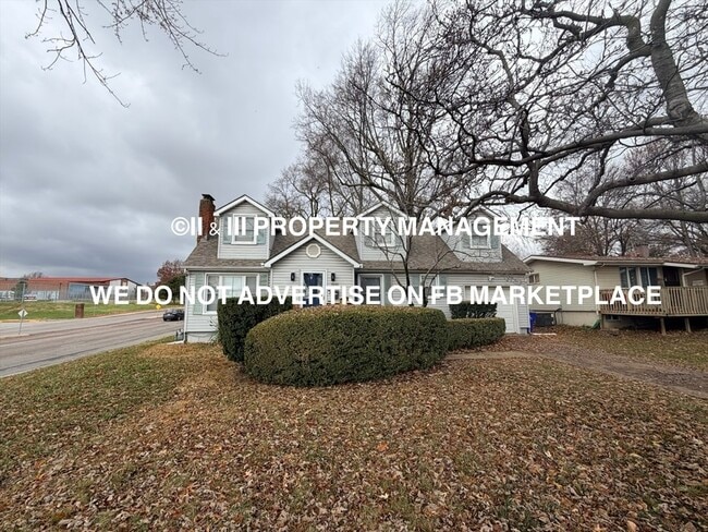 Primary Photo - 5840 Floyd St