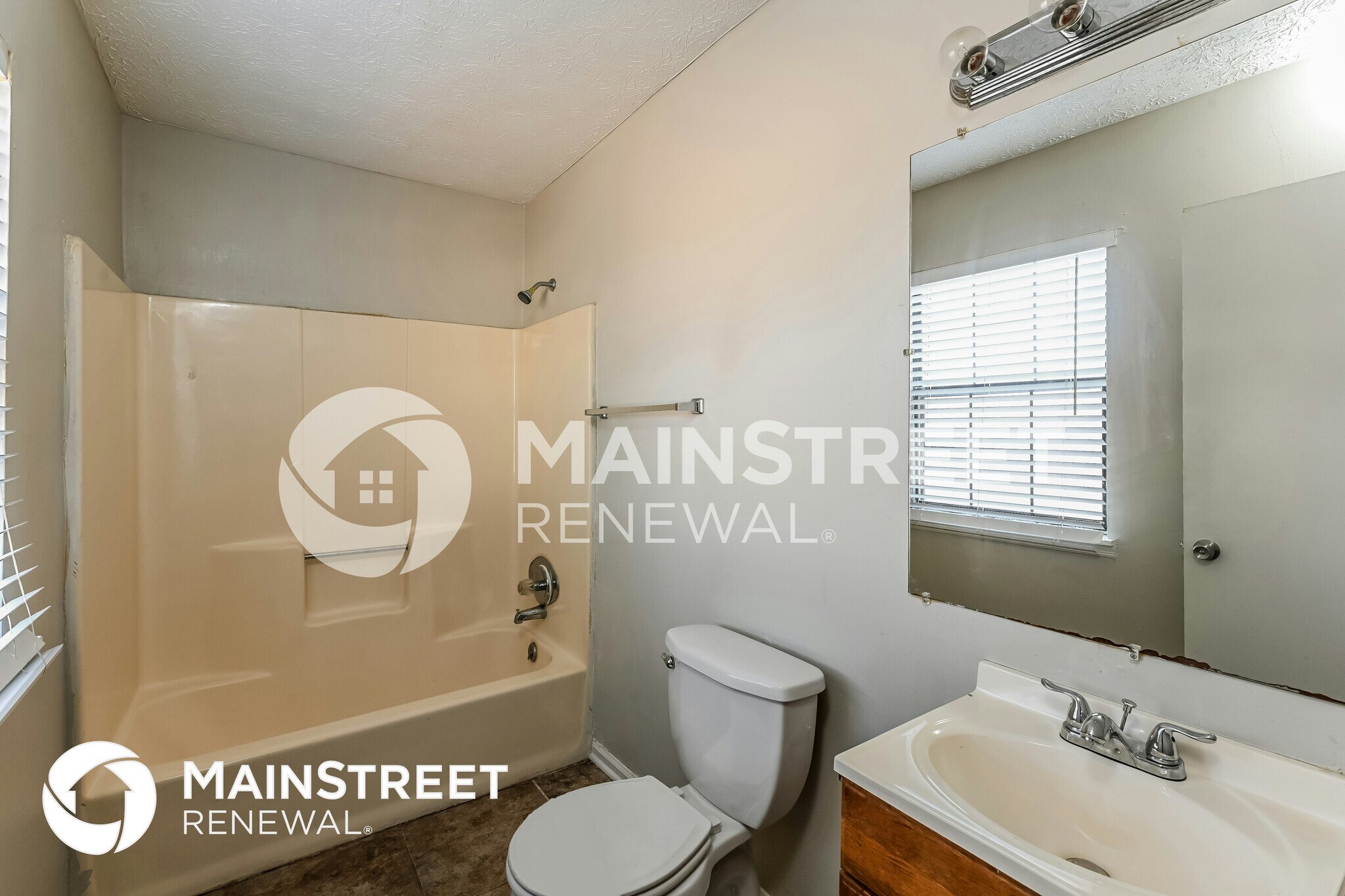 Building Photo - 2327 Cherokee Valley Dr