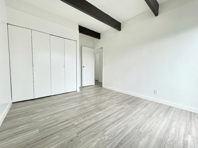 Building Photo - 94-431 Keaoopua Street - 102