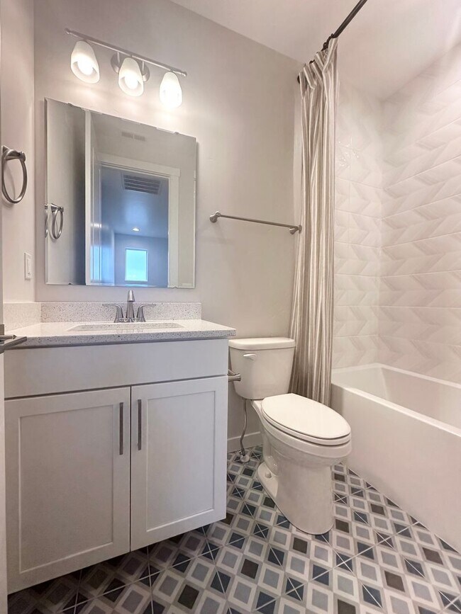 Building Photo - Luxury Gated Townhome in Star – Available Soon!