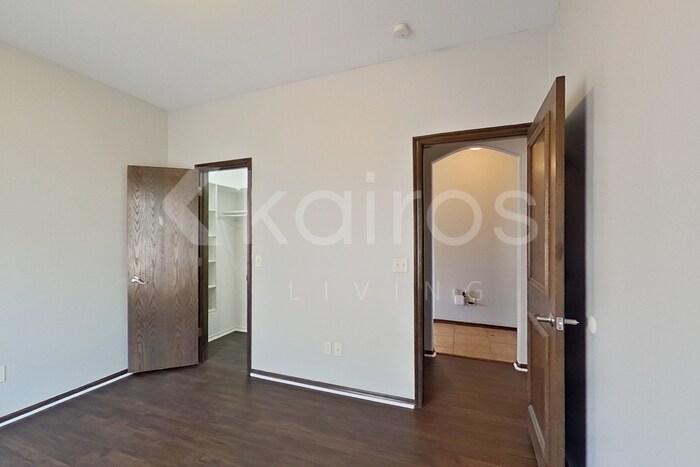 Building Photo - 4804 Doe Run Dr