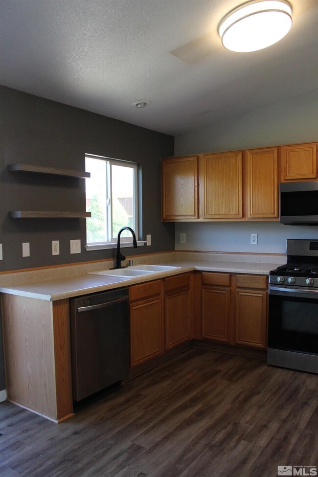 Building Photo - 17450 Crystal Canyon Blvd