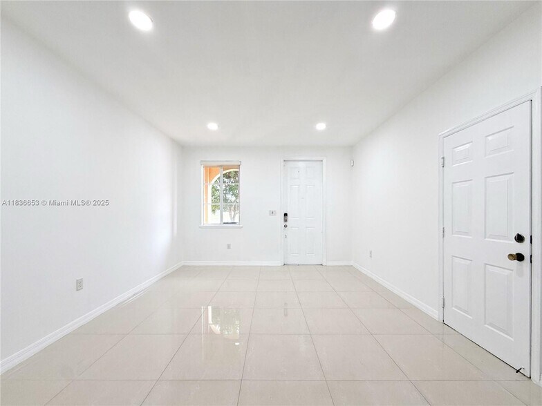 Building Photo - 16562 SW 71st Ter