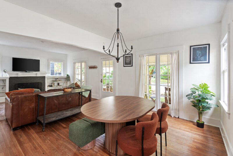 Building Photo - 4421 SE Division St