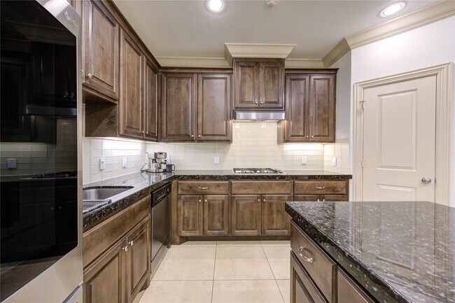 Building Photo - 13606 Teal Bluff Ln