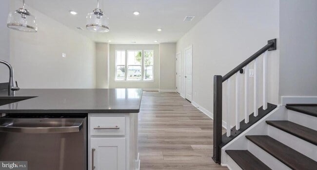 Building Photo - 20189 Northpark Dr