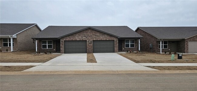 Building Photo - 603 NW 69th Ave